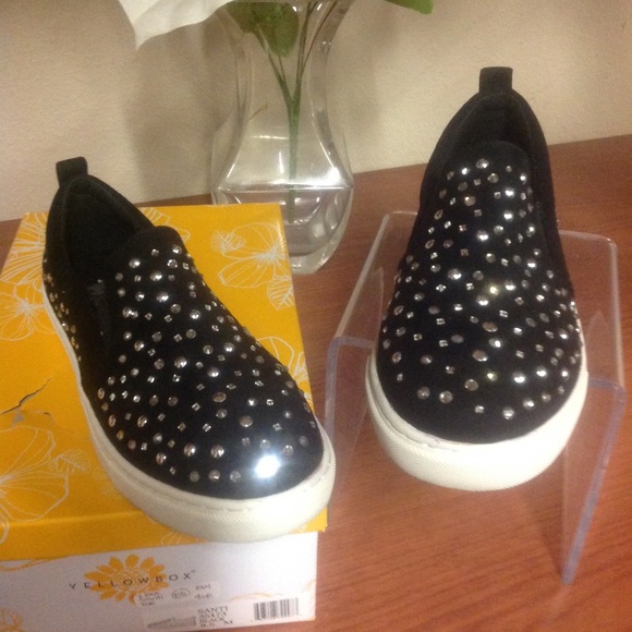 Jeweled slip on shoe - Picture 5 of 7